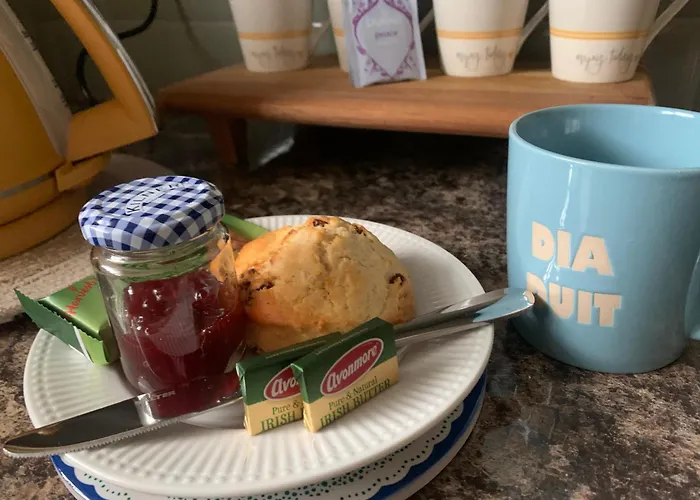 Ivy Lane * Loughanure